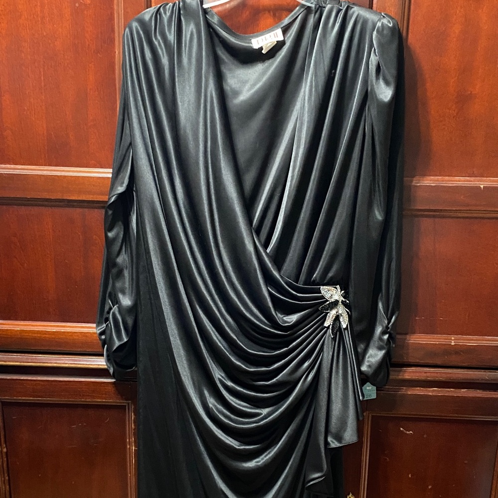 D.R. II Vintage Elegant Black Draped sequined Women's Dress plus size 26